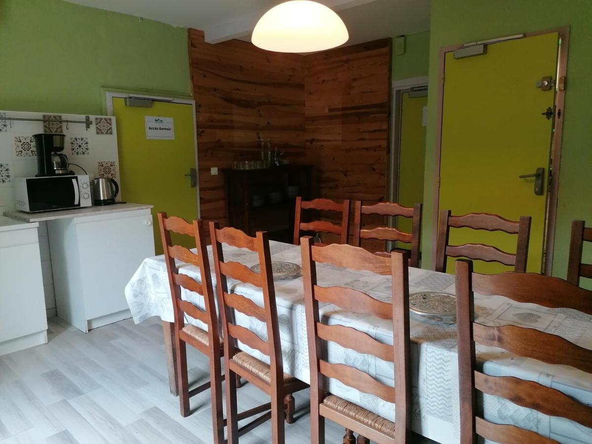 Auberge Chez Gabrielle - Vallee De Lesponne Beaudéan Exterior foto